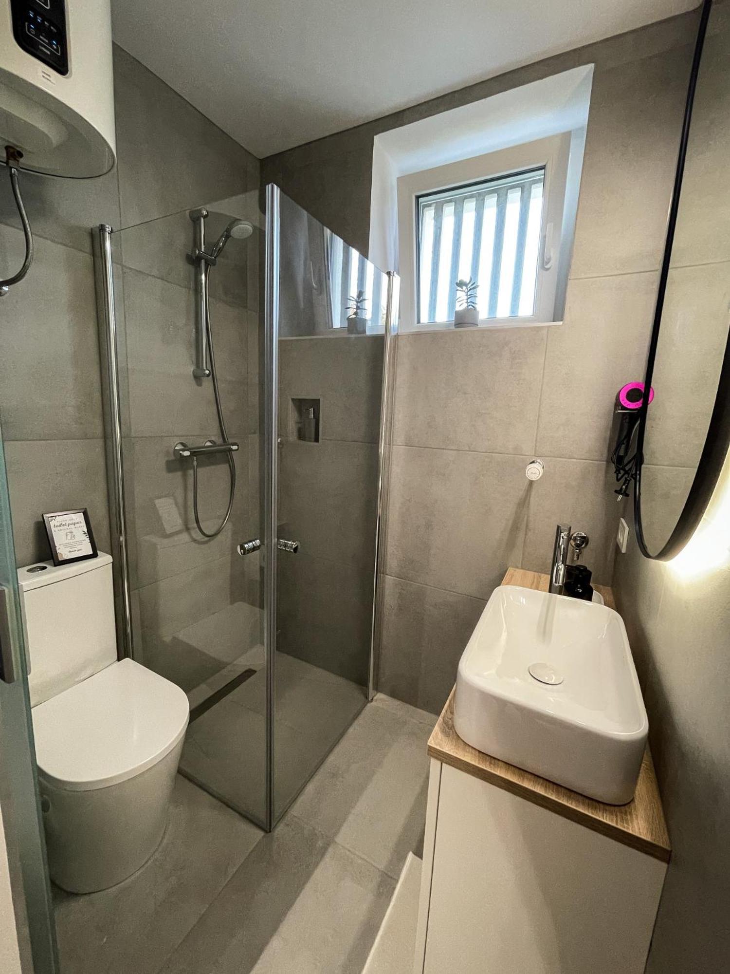 Studio With A View On City Center Park 마리보르 외부 사진